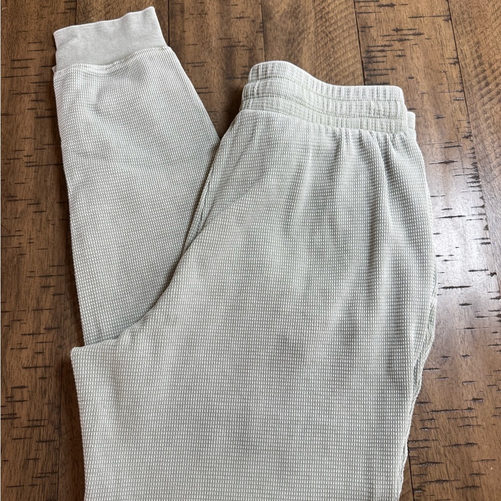 BASS Outdoor Women's Waffle Knit Joggers - Light green - Picture 2 of 8